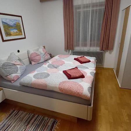 Apartment Komar Sankt Stefan an der Gail Екстер'єр фото