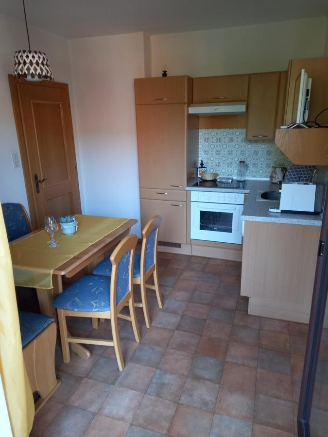 Apartment Komar Sankt Stefan an der Gail Екстер'єр фото