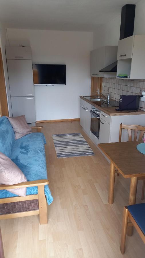 Apartment Komar Sankt Stefan an der Gail Екстер'єр фото