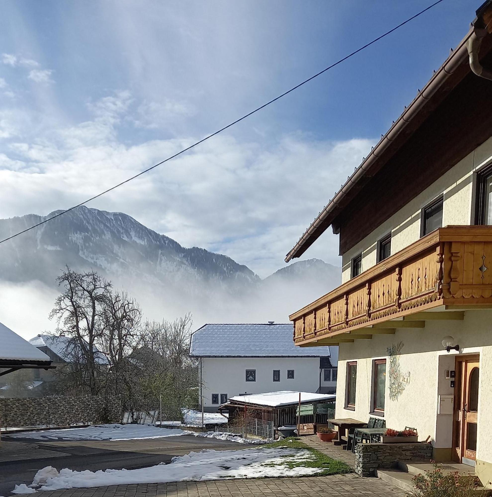 Apartment Komar Sankt Stefan an der Gail Екстер'єр фото